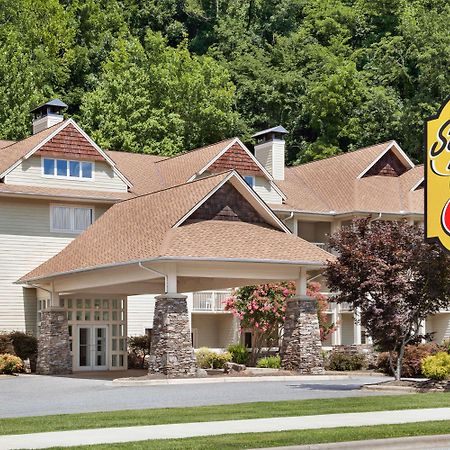 Super 8 By Wyndham Cherokee Exterior photo